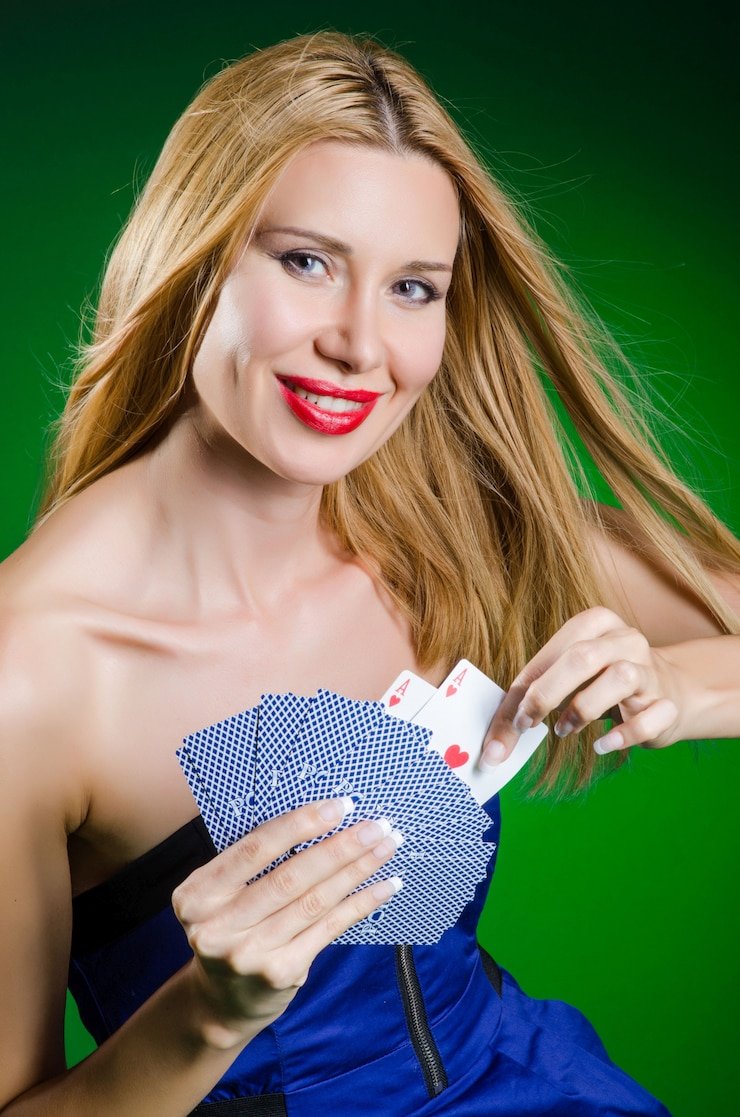 Komunitas pengguna aktif menikmati hiburan sports dan casino di qqfunbet